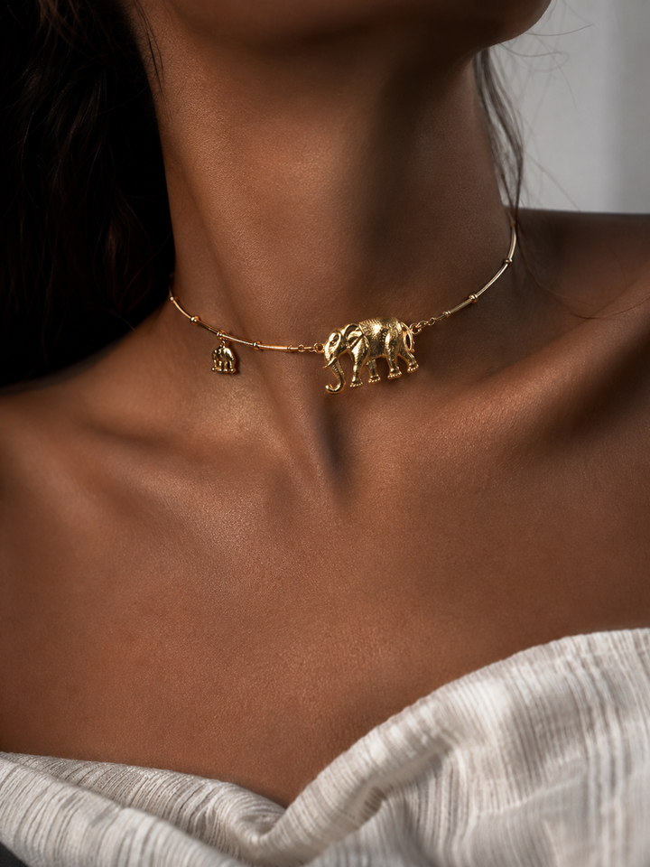 Elephant and baby elephant necklace