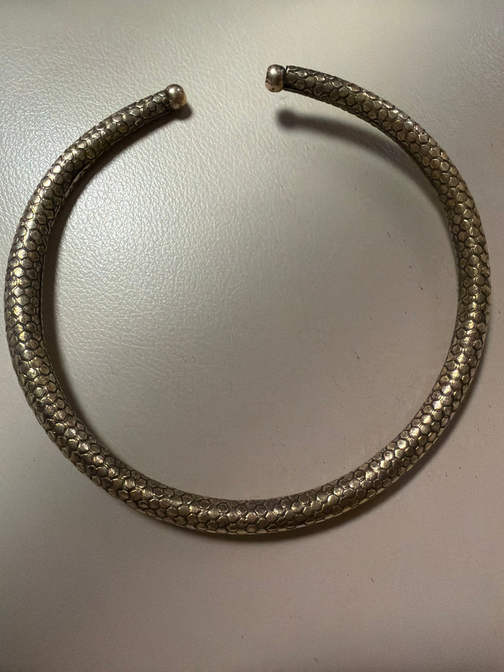 Plain Hasli Necklace