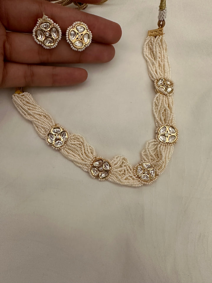 Sanya 1 gifting necklace set