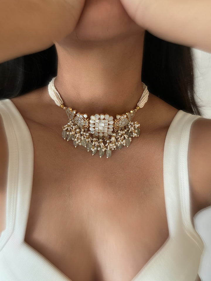 Tribhuvan necklace set