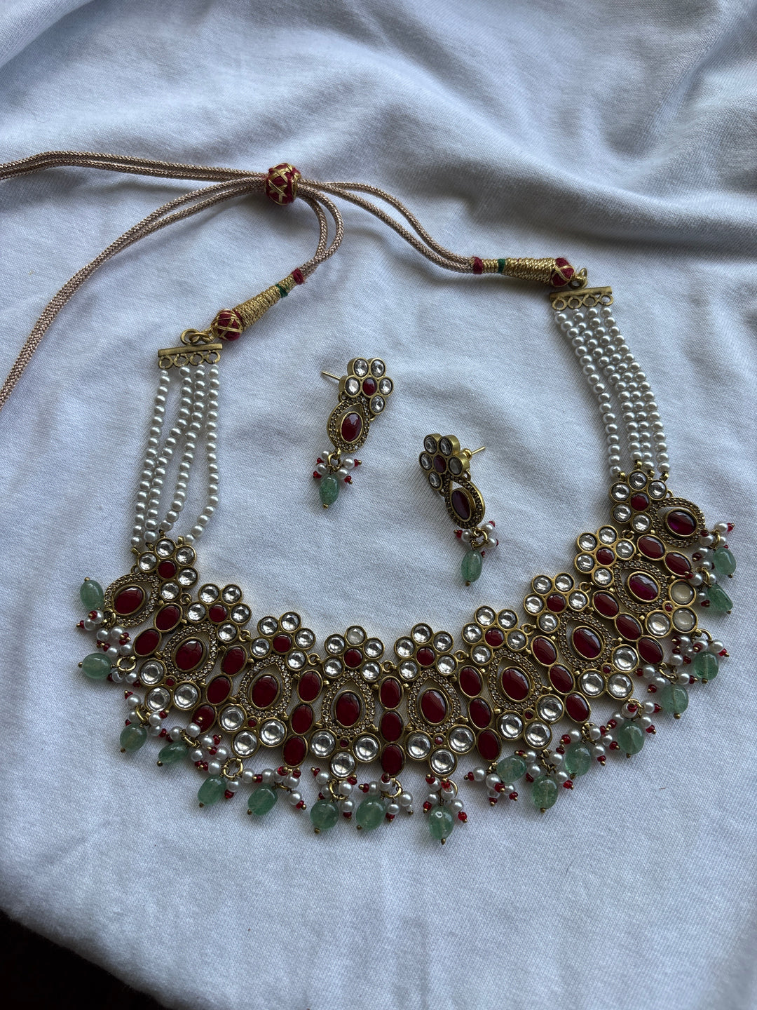 Kariena Necklace Set