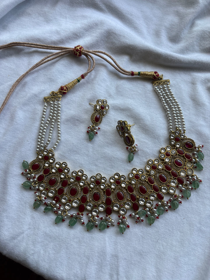 Kariena Necklace Set