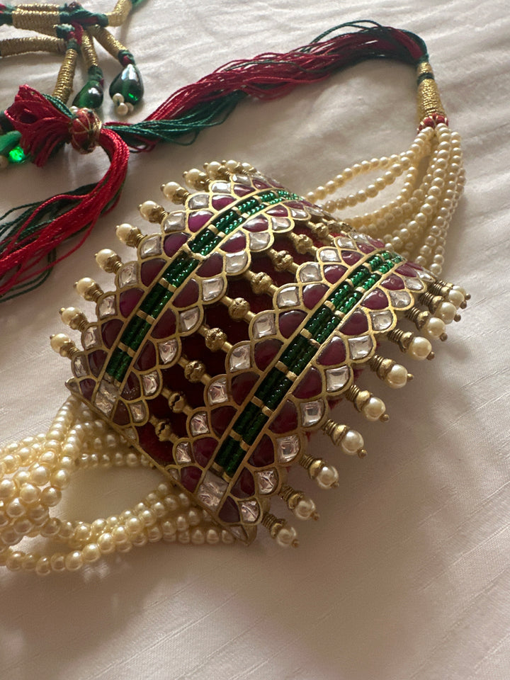 Asal bajuband armlet