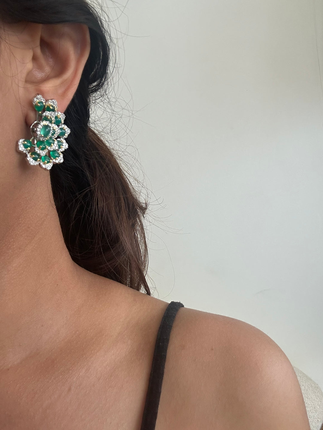 Liss green flower earrings