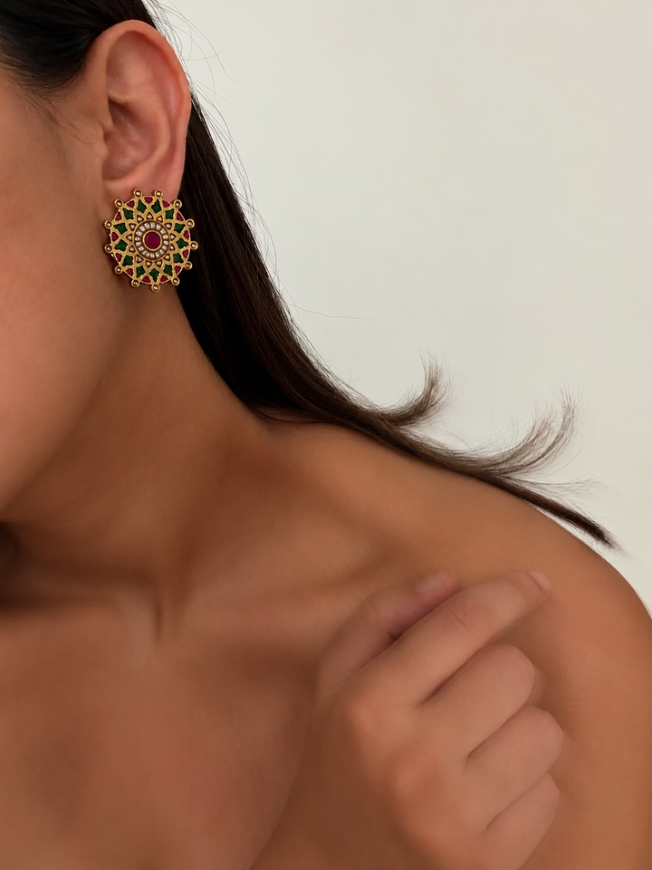 Universe round stud earrings