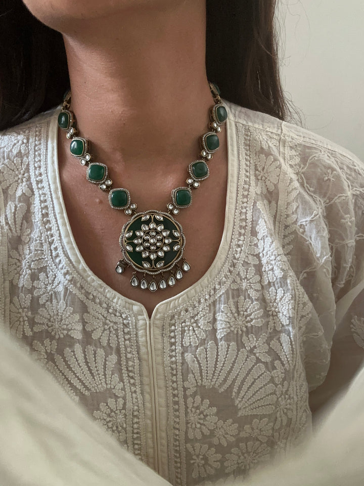 Bhav 11 necklace set