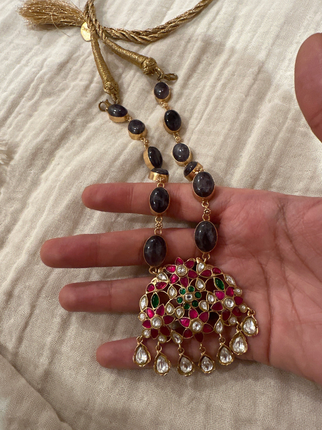 Nagma preh haar necklace