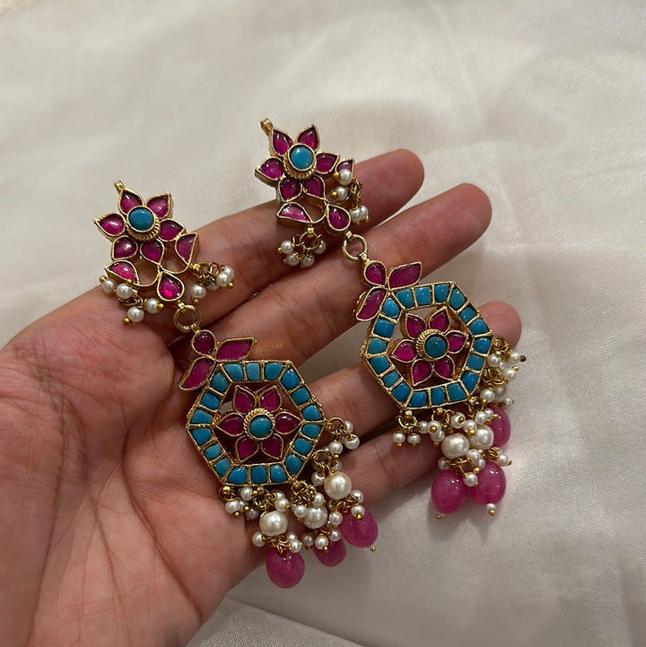 Dua Necklace Set