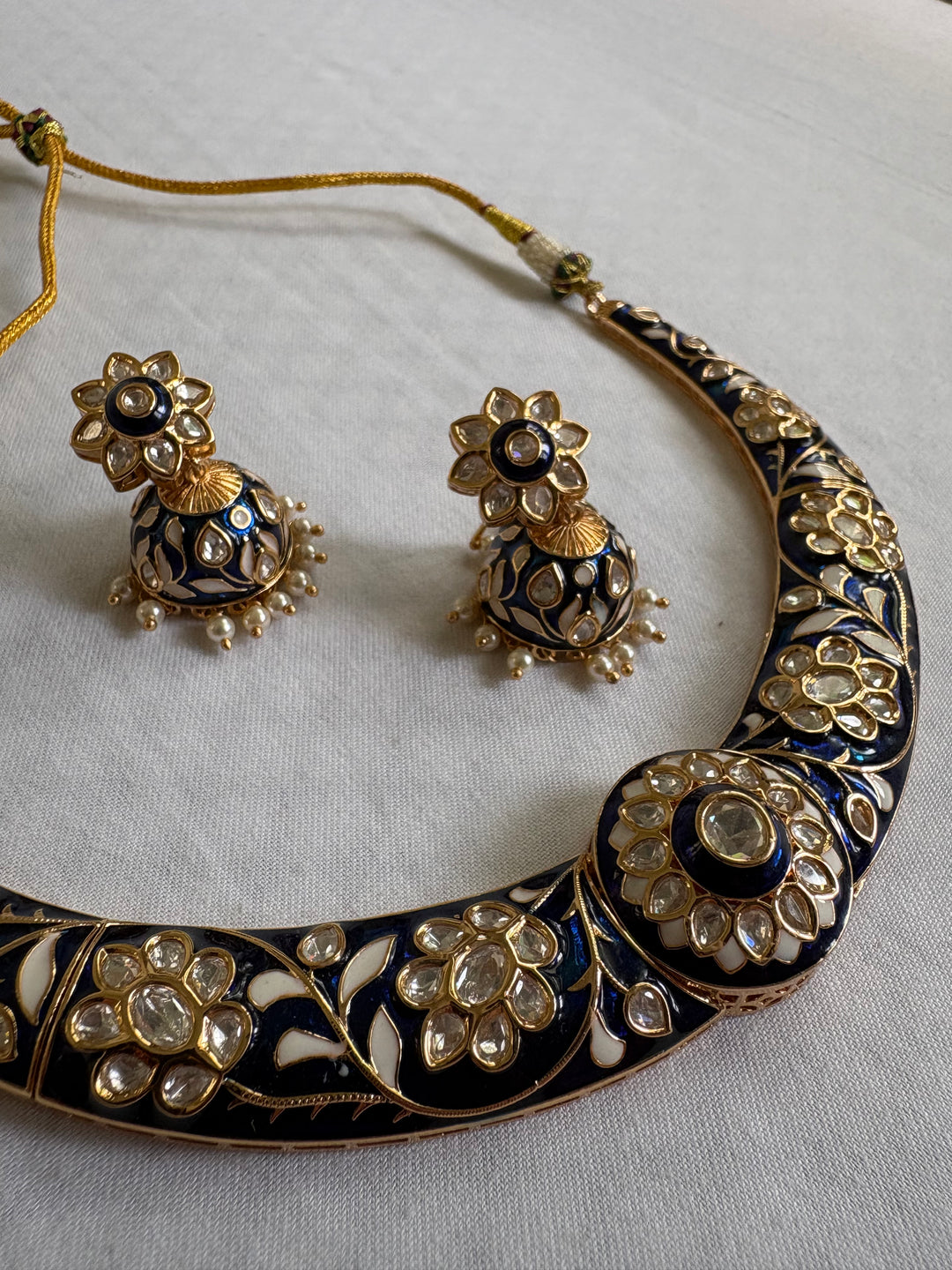 Seena Hasli Necklace Set
