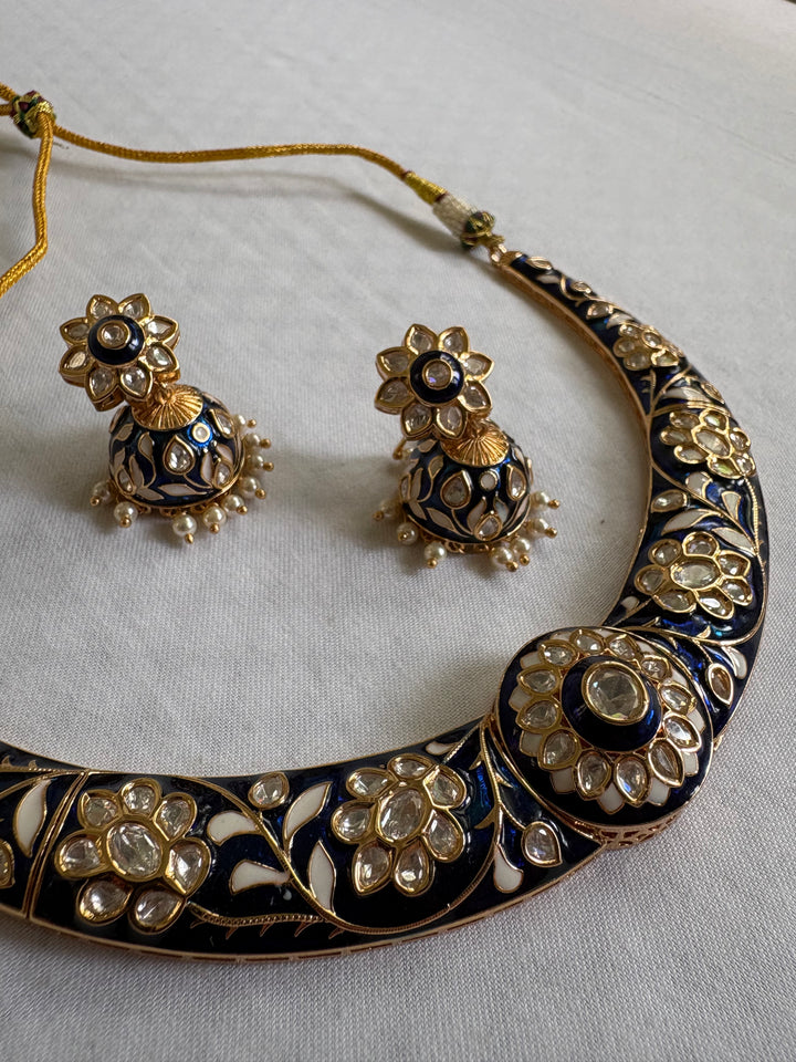 Seena Hasli Necklace Set