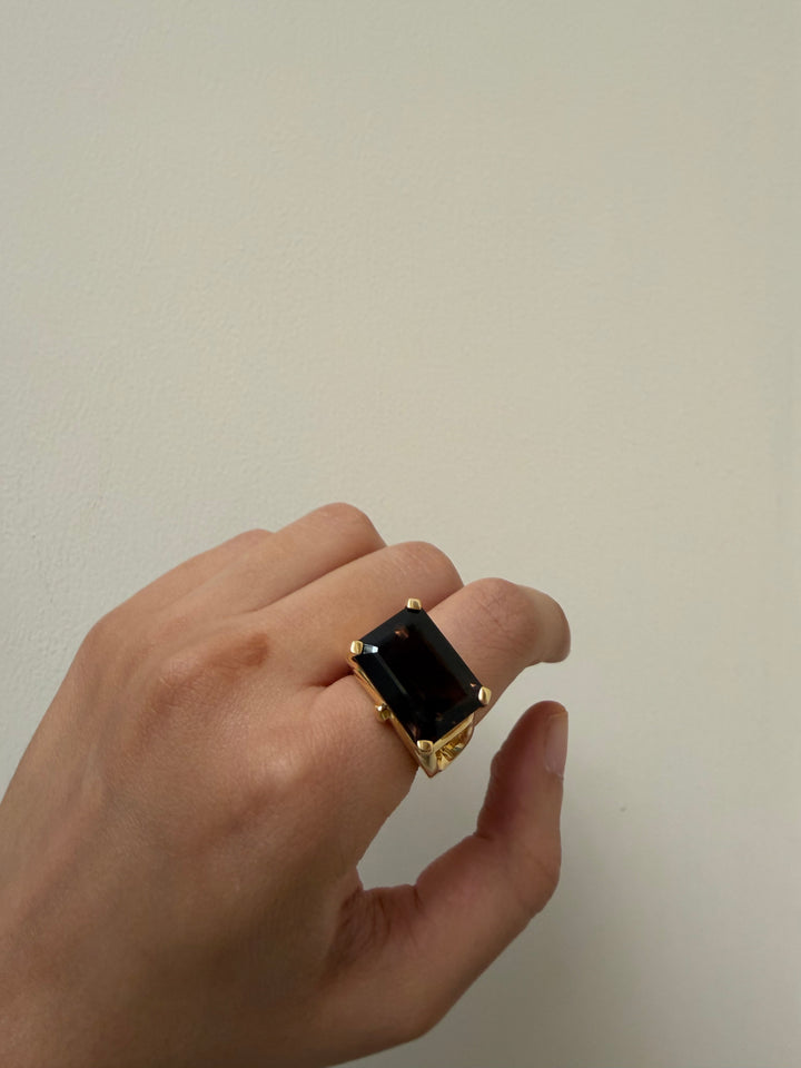 Deep Smoky quartz ring