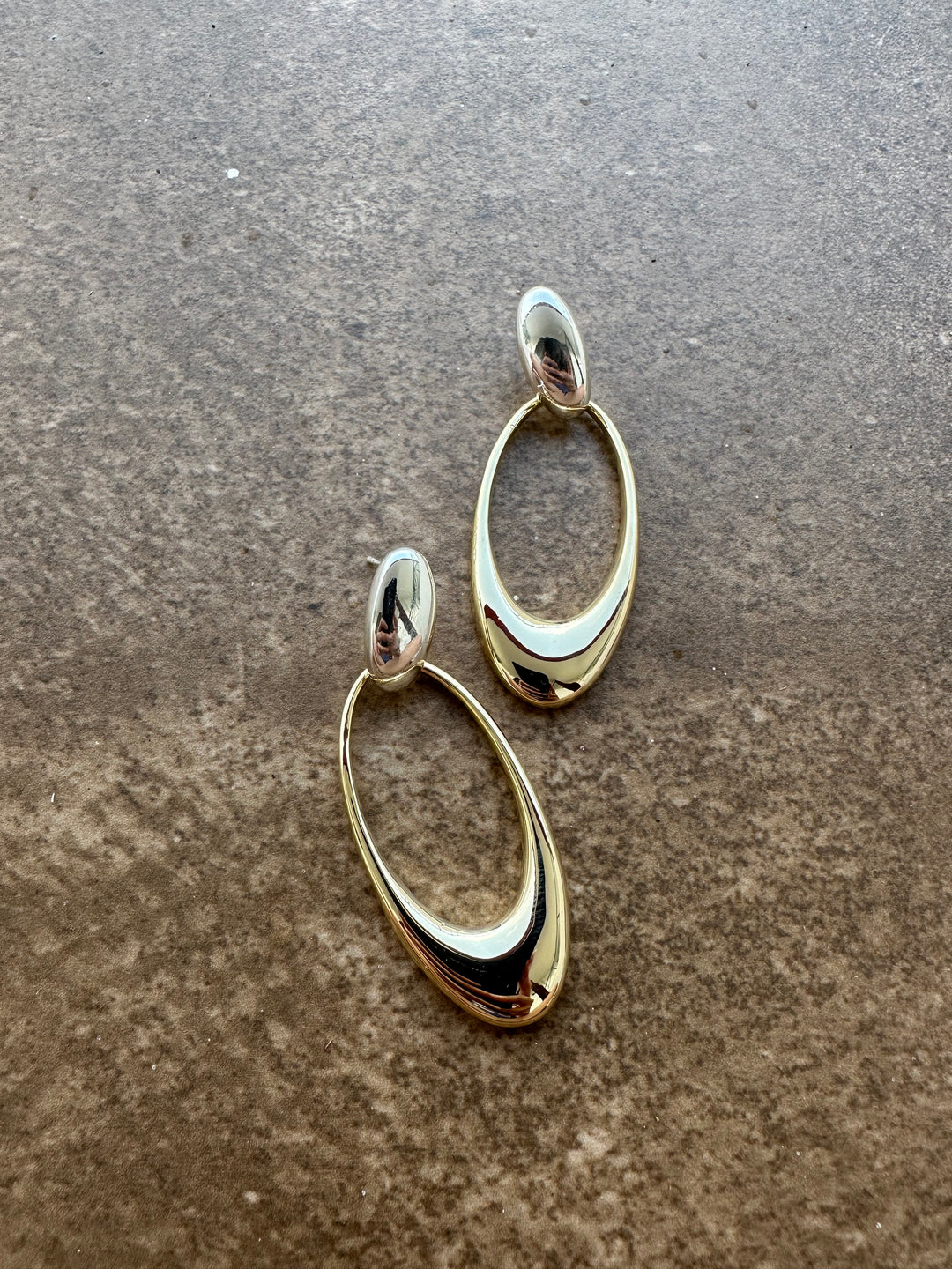 Oval Cove Earrings