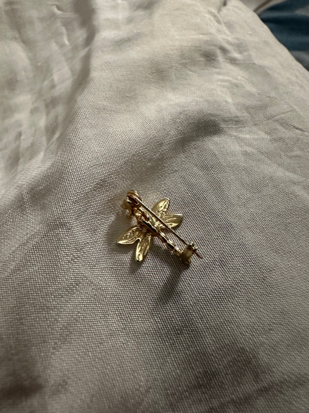 Dragonfly tiny pin