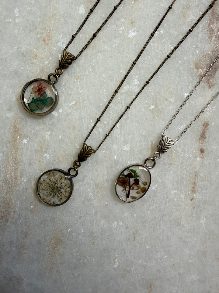 Botanical necklace