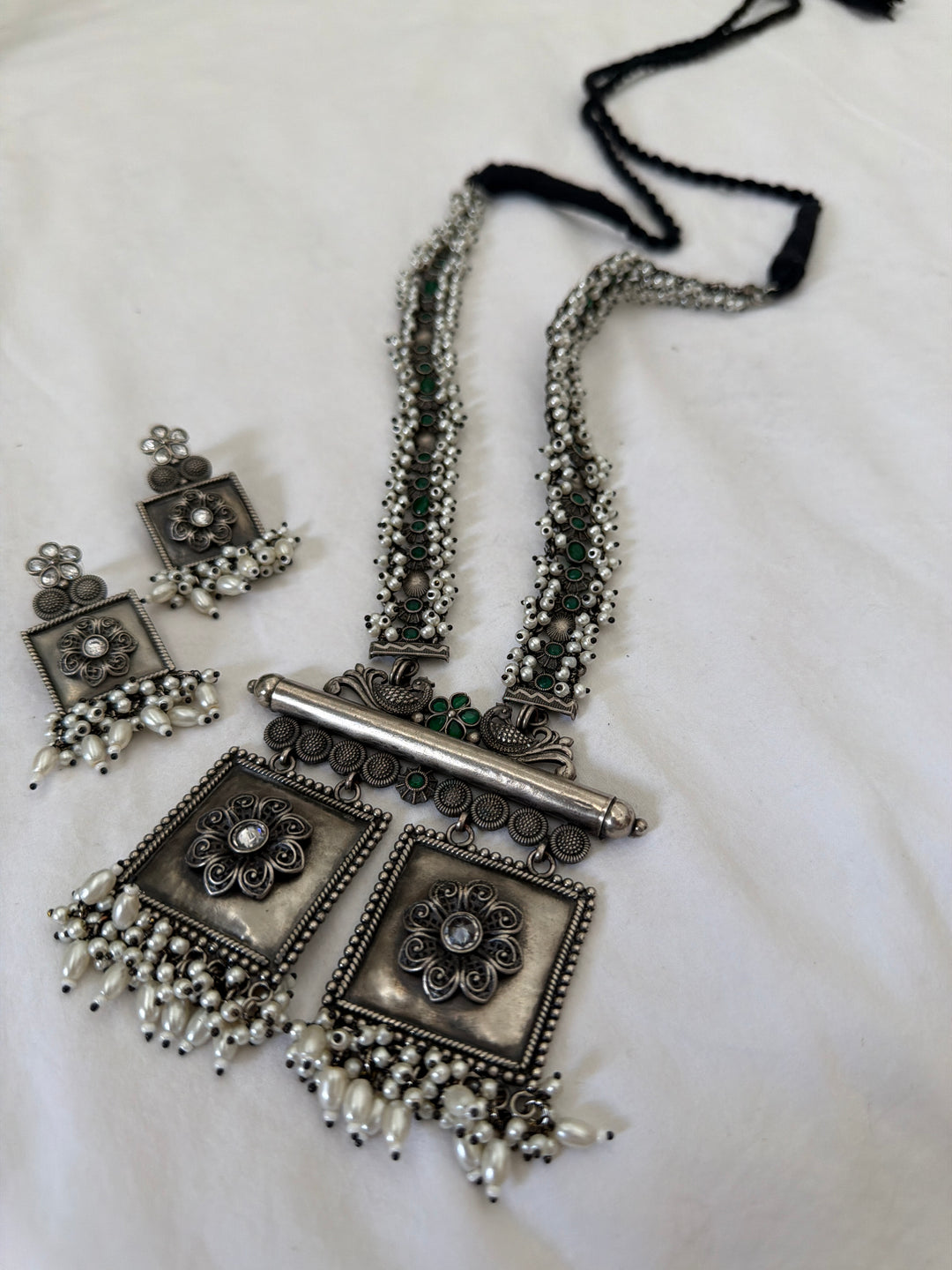 Shilar long necklace