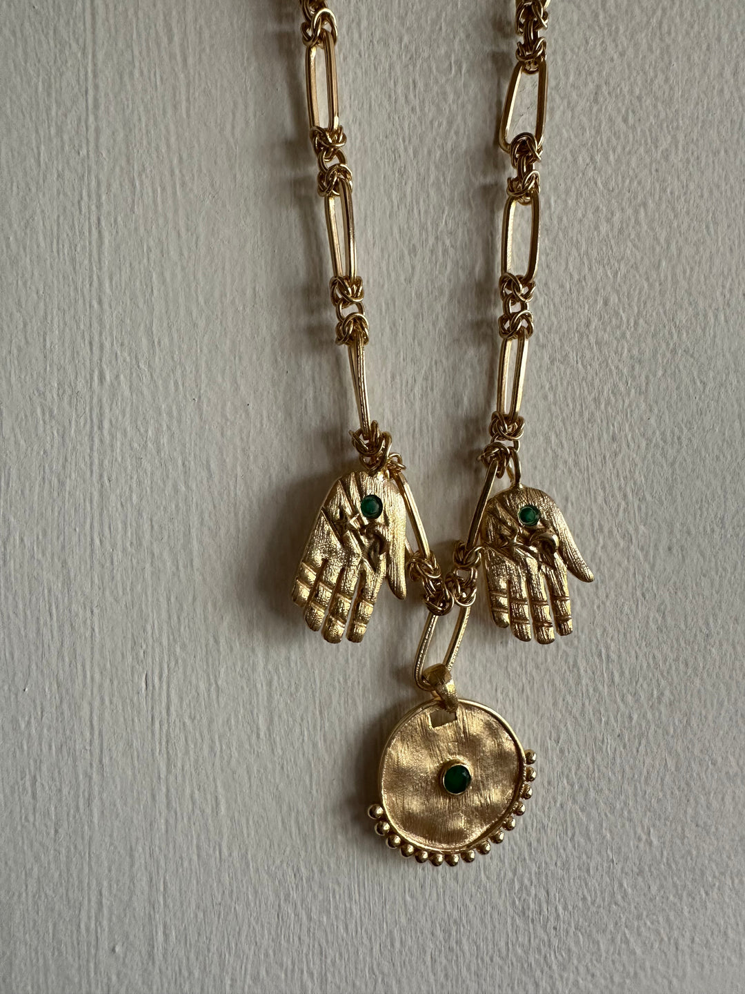 Hamsa motif necklace