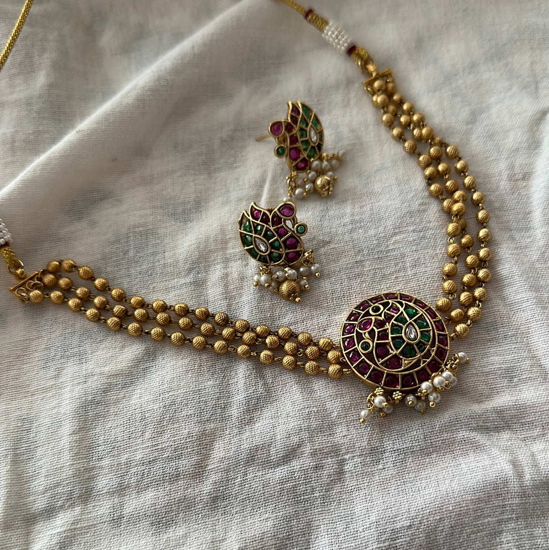 Pea Necklace Set