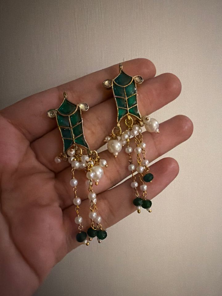 Green fish necklace set