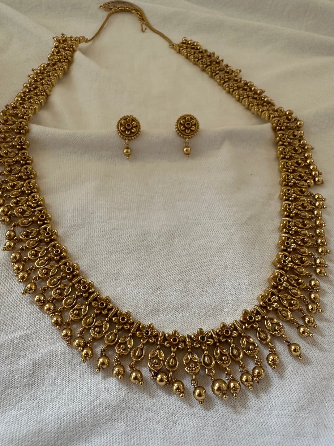 Rudrakshi necklace set