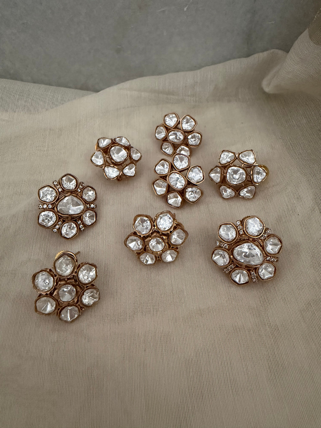 Mehr stud earrings