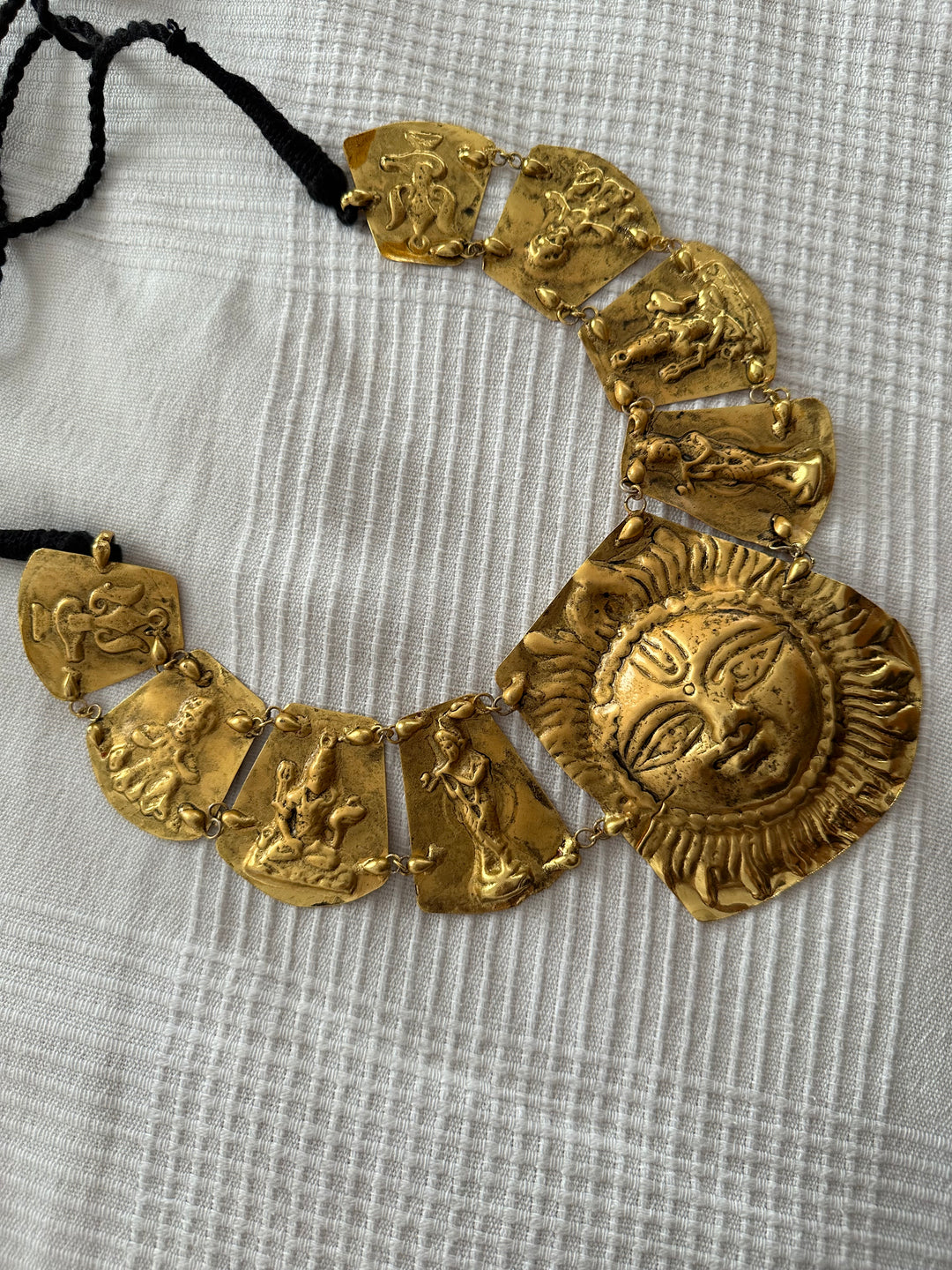 Thanpa Sun Necklace