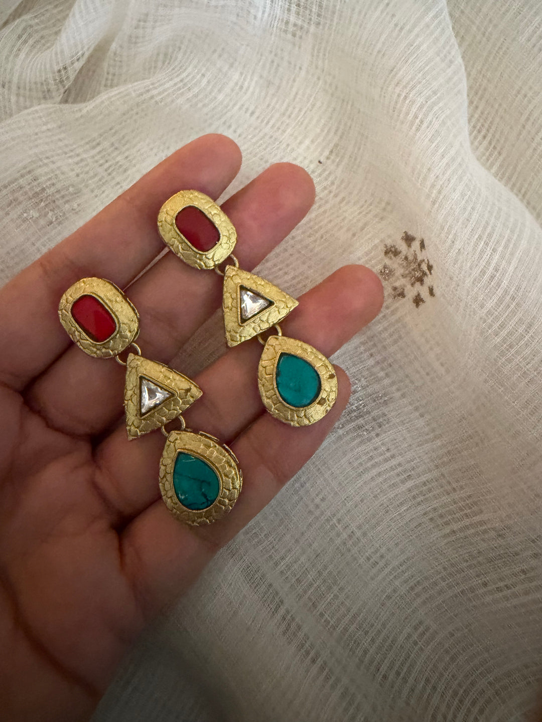 Multi color bold necklace set