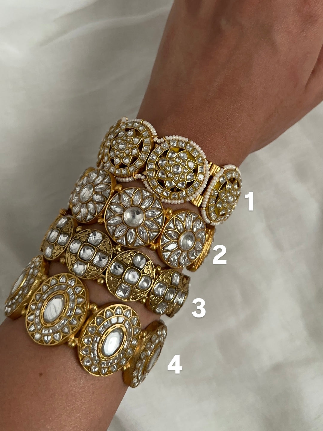 Ridha chunky bangle bracelet