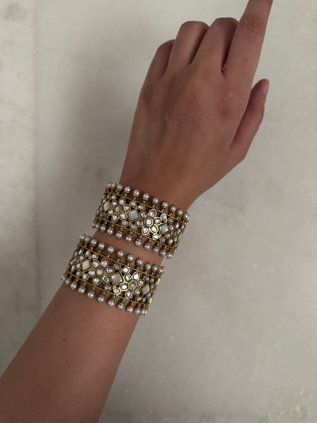 Pratha mop jadau bangle bracelet