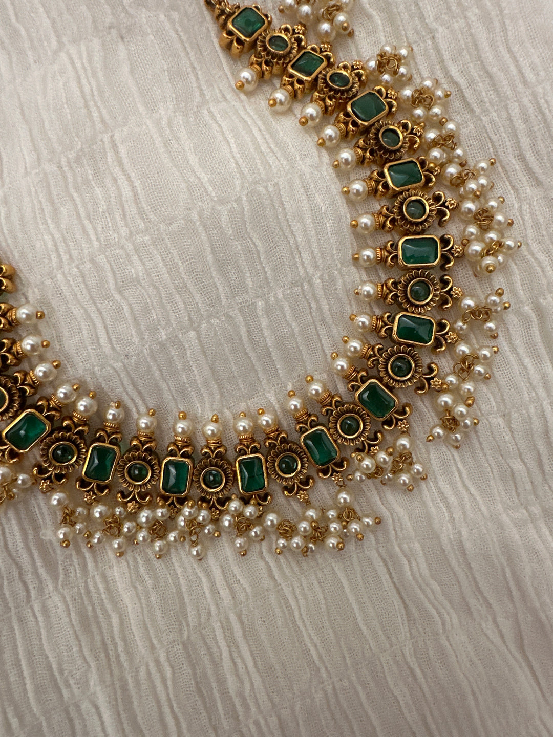 Bhaktam green necklace