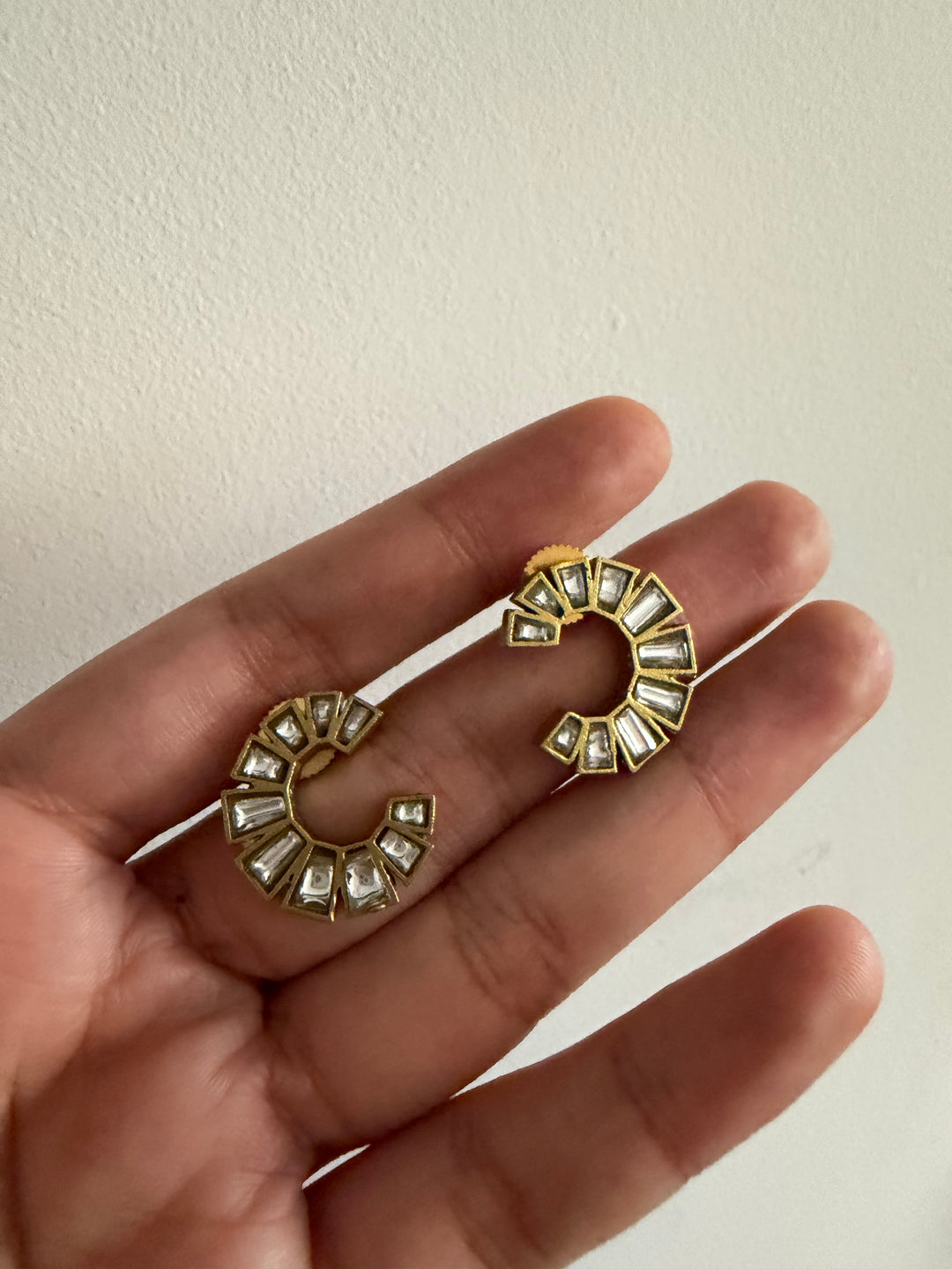 Classic stud earrings
