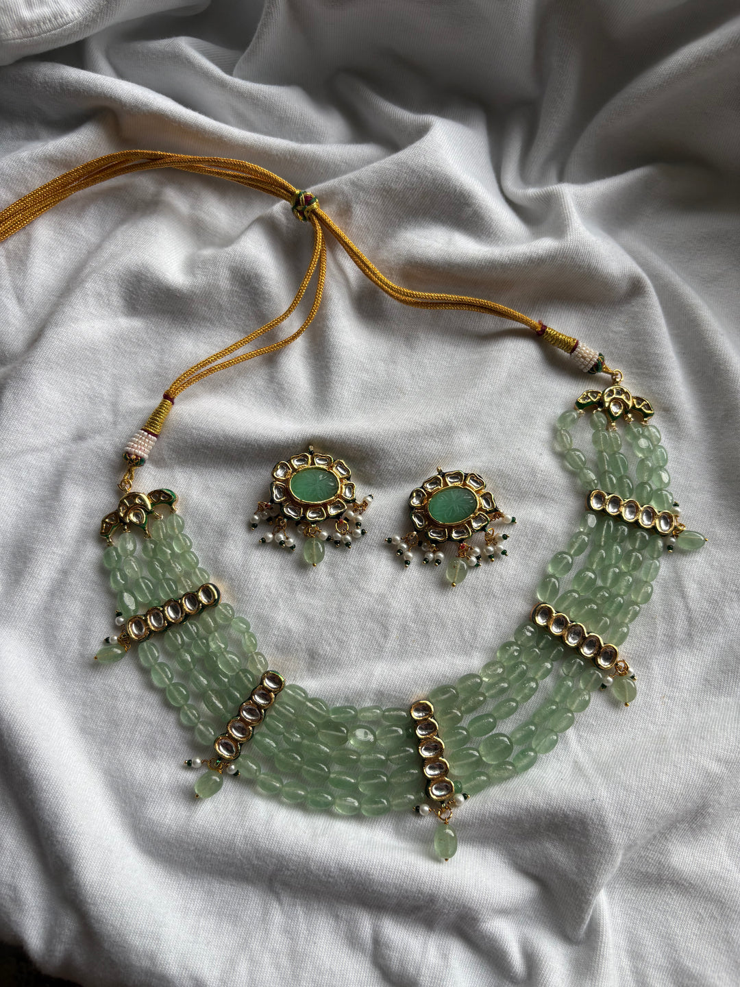 Nilaya 6 Necklace Set