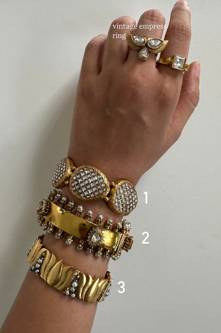 Mughal mesh bangle bracelet