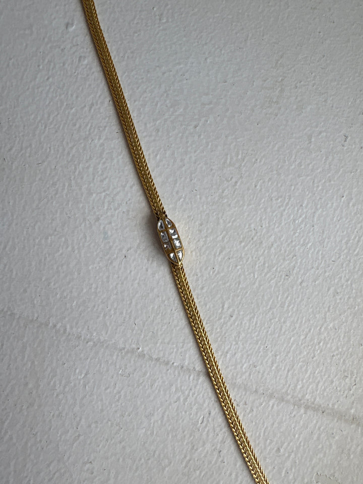 Modern age Tabeez choker necklace