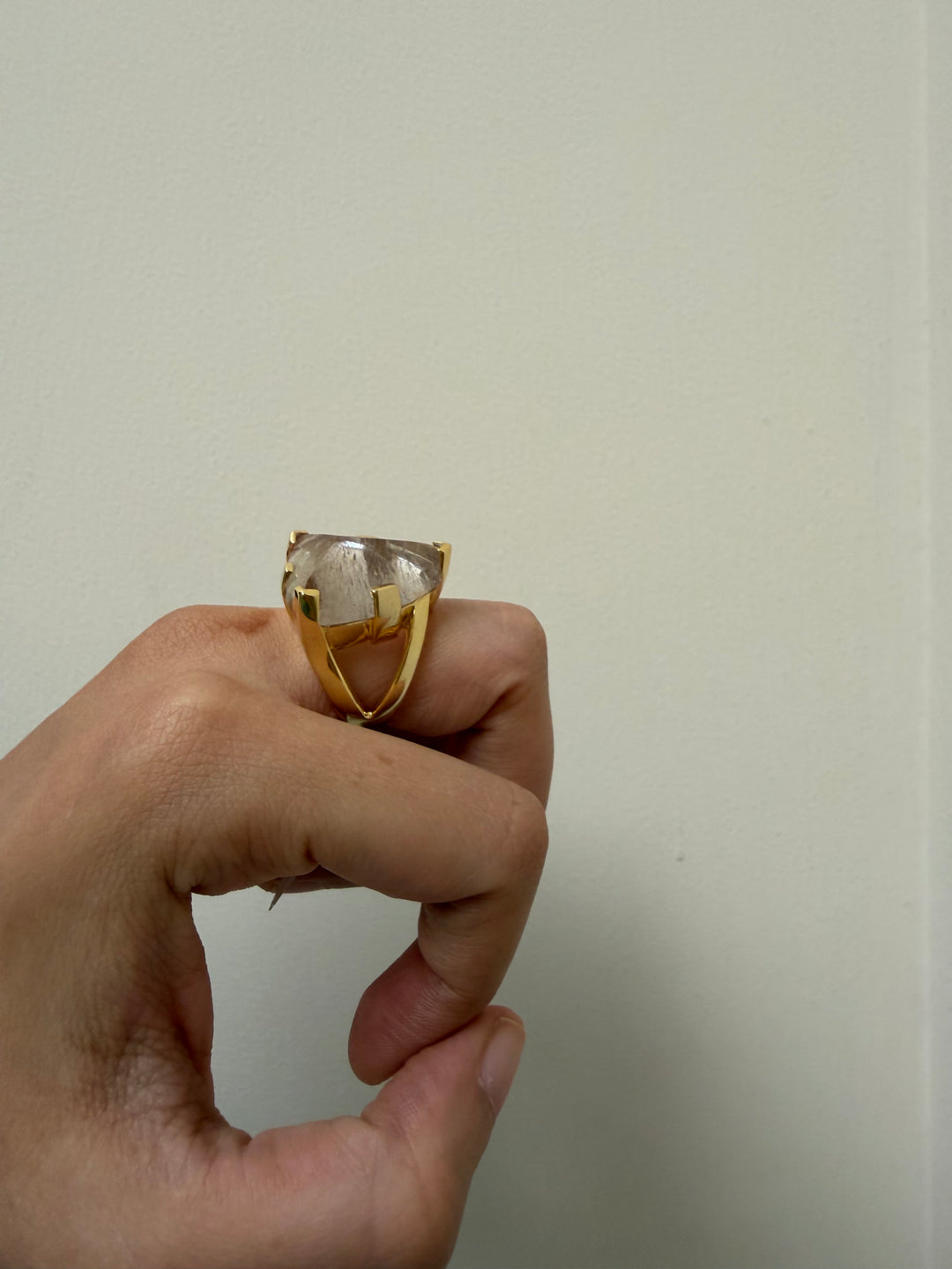 Rutilated ring
