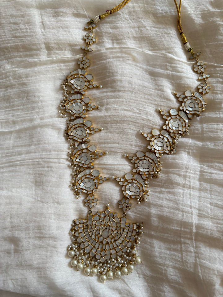 Iris whisperer necklace
