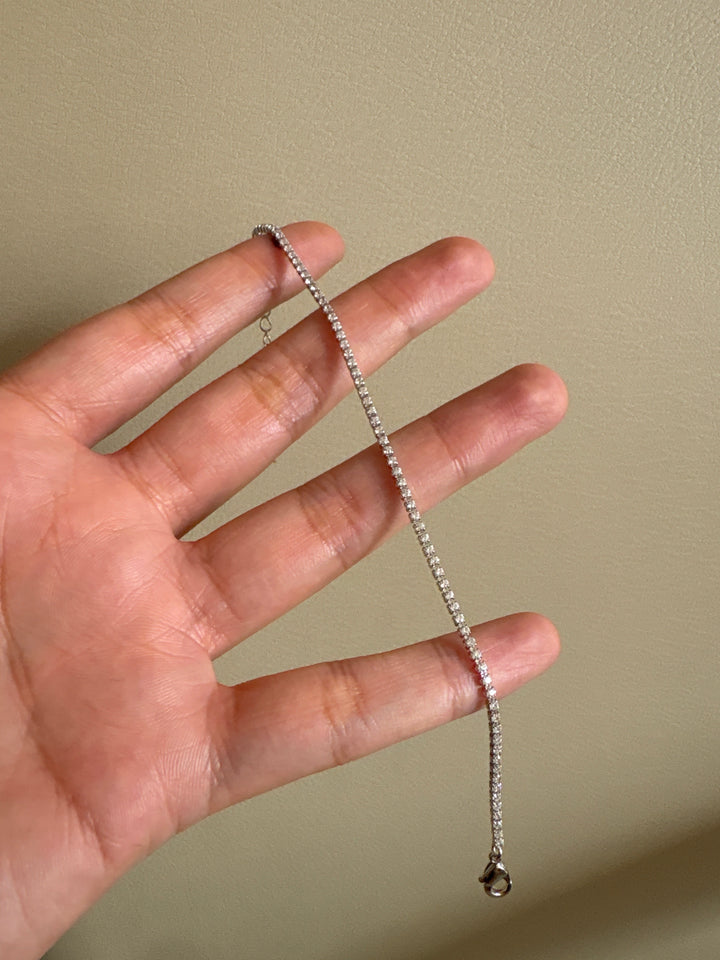 Delicate rhinestone bracelet