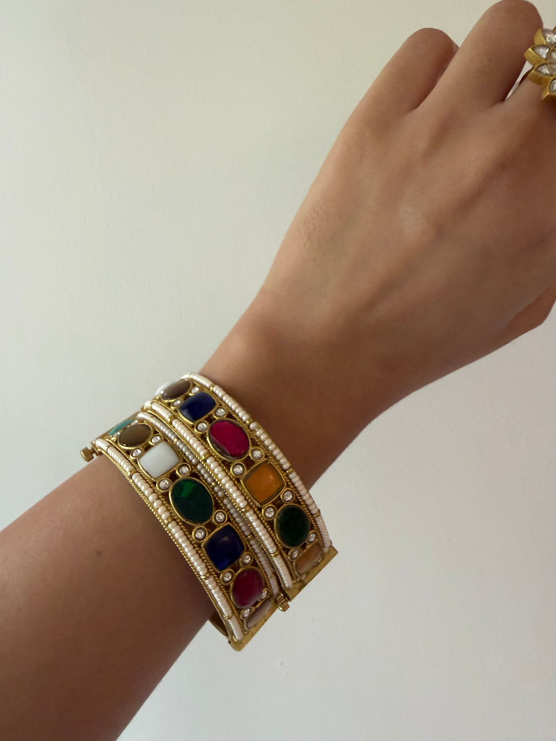 Navlakha bangle bracelet