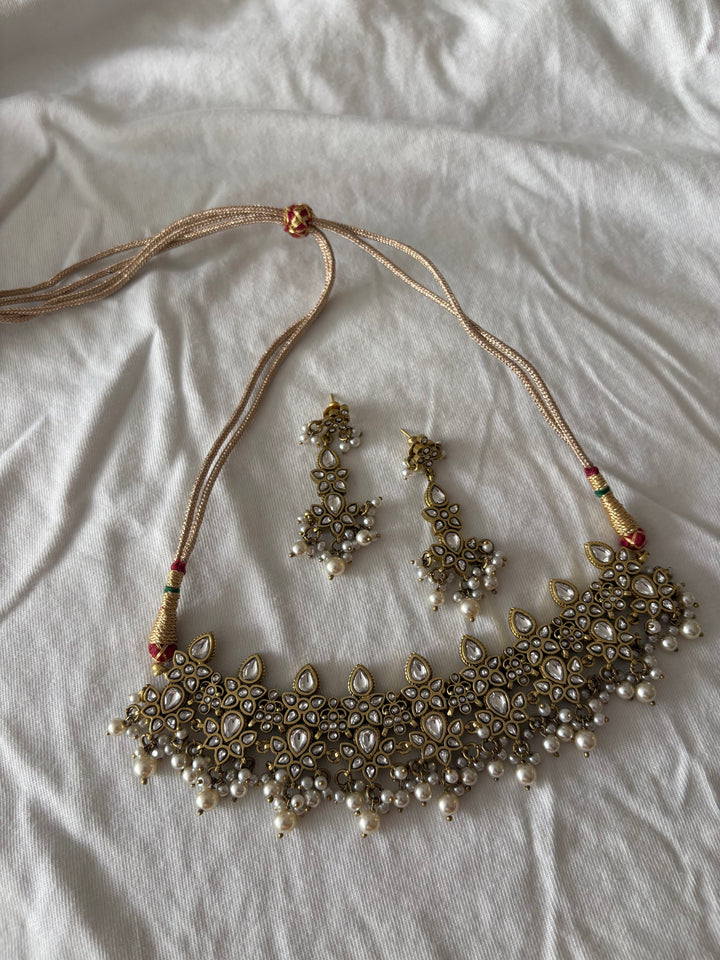 Minakshi Necklace Set