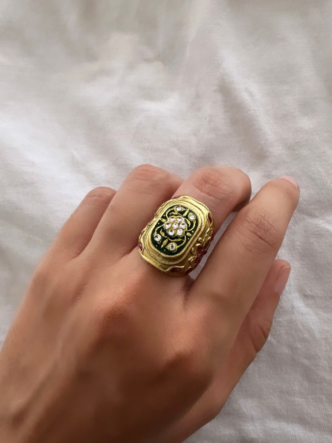 Sawai Meenakari Ring