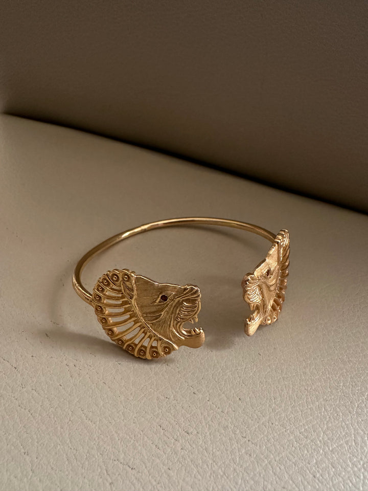 Lioness bracelet