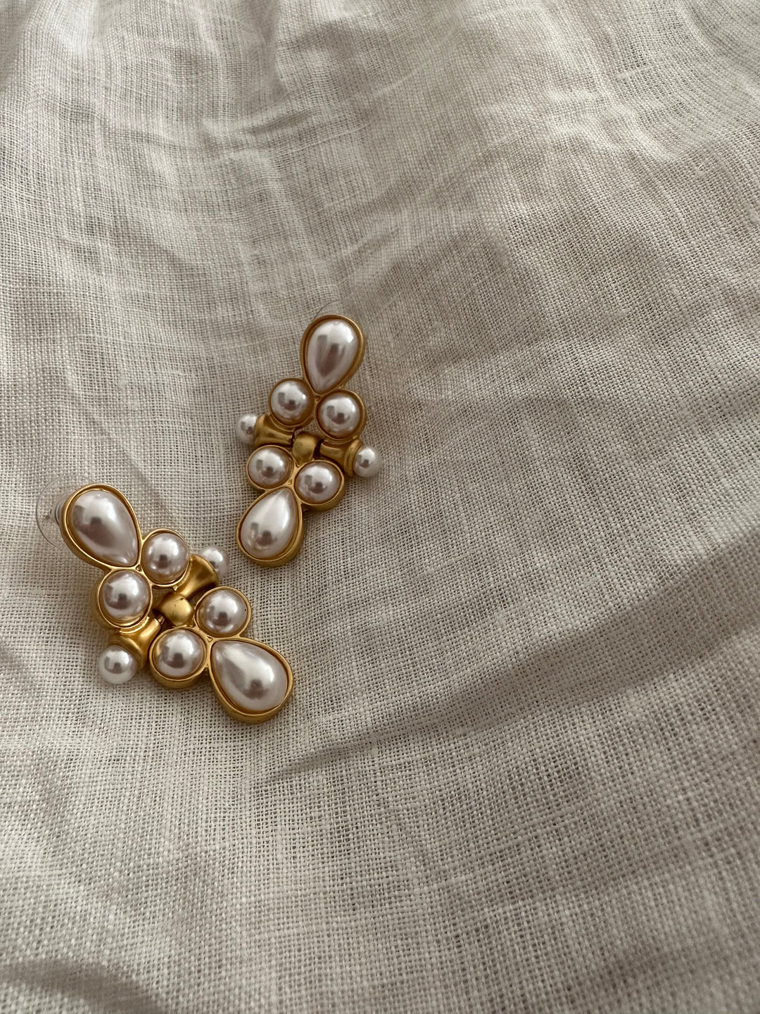 Pick Pearl Earrings