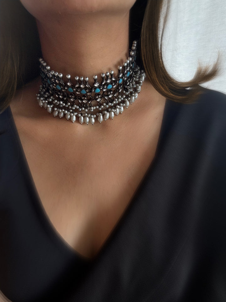 Turq charcoal necklace set