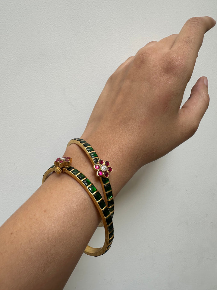 Anjana classic bangle