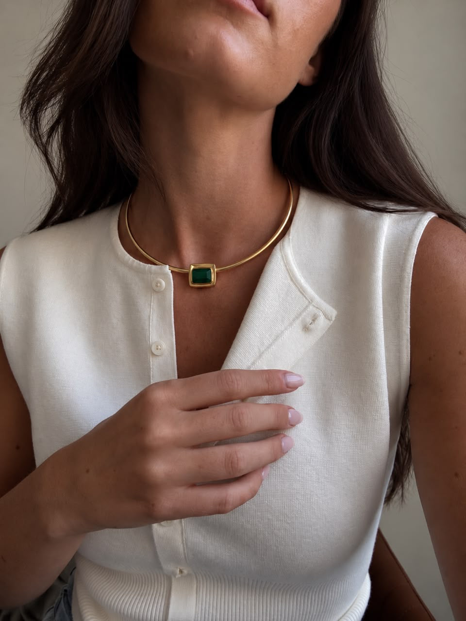 Green onyx tablet hasli necklace