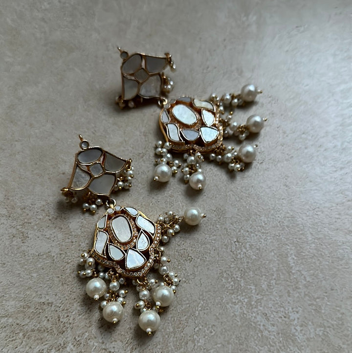 Kora Milky Earrings