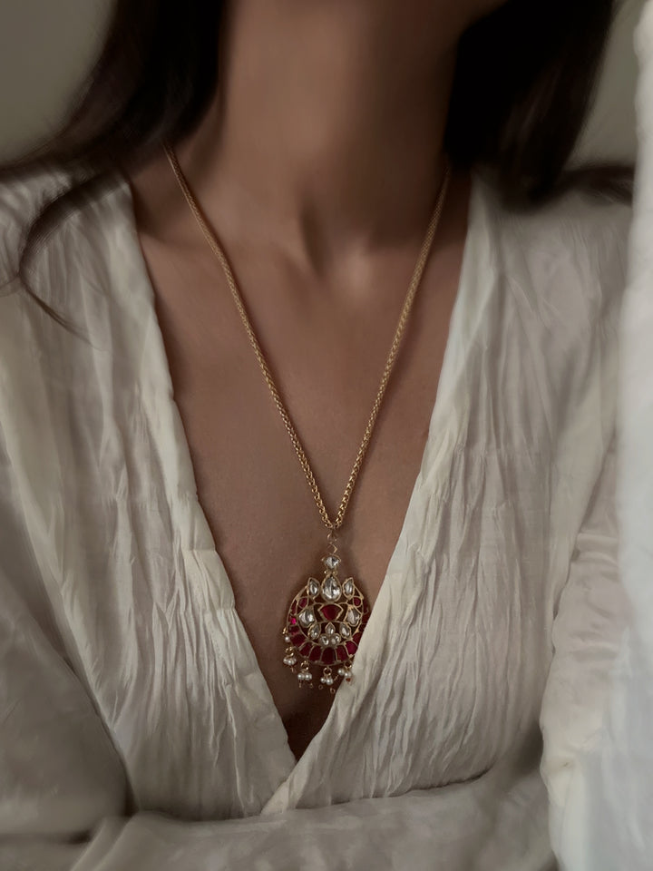 Gulabi sheesh chand necklace