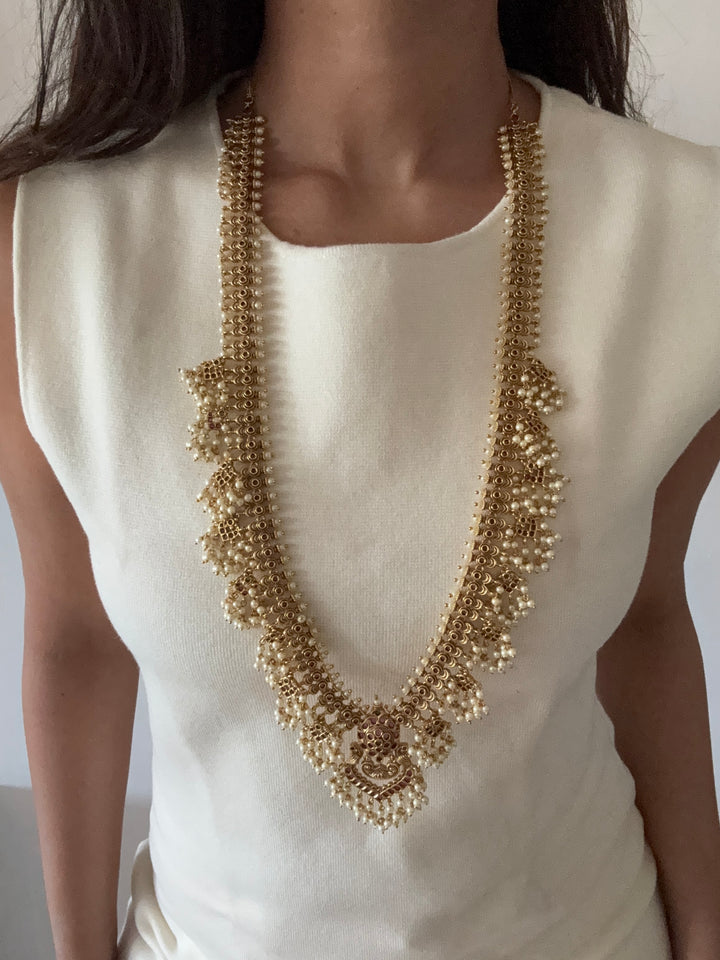 Vrinda guttapusalu necklace