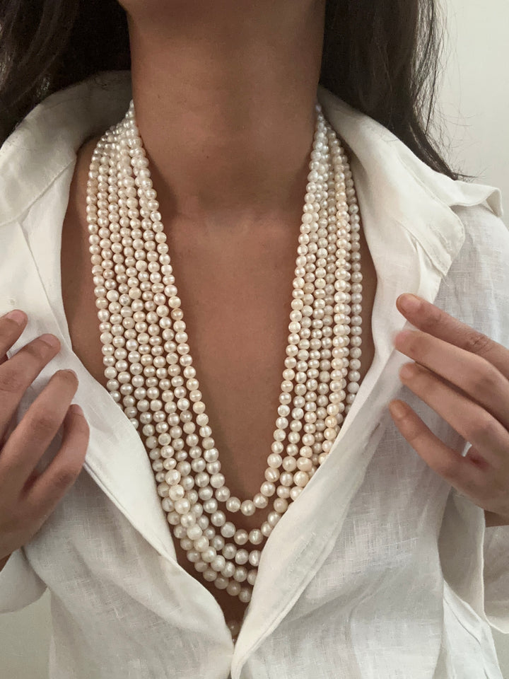 Bhav 8 peach pearl strand necklace