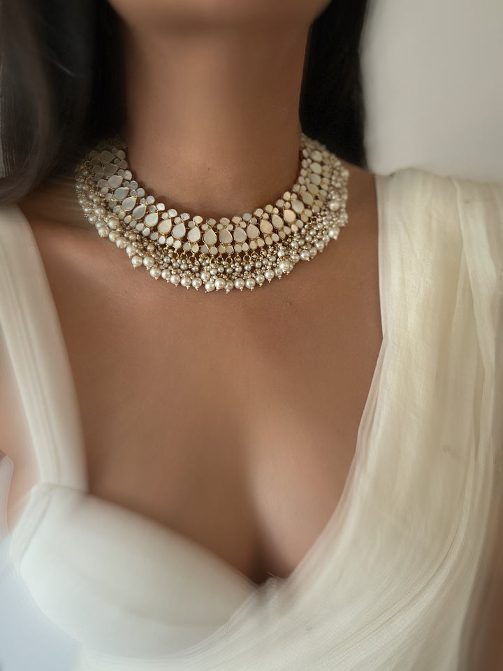 Trisha mop necklace set