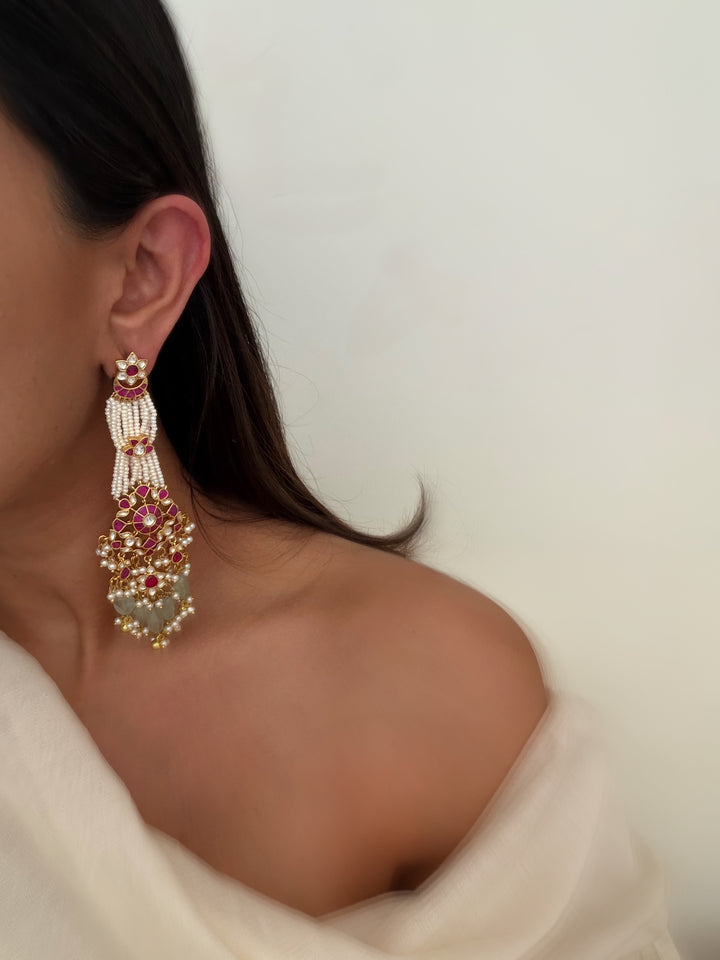 Bhajeo extra long earring
